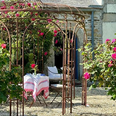 Bed and Breakfast Chez Nosch à Plouegat-Guerand Extérieur photo