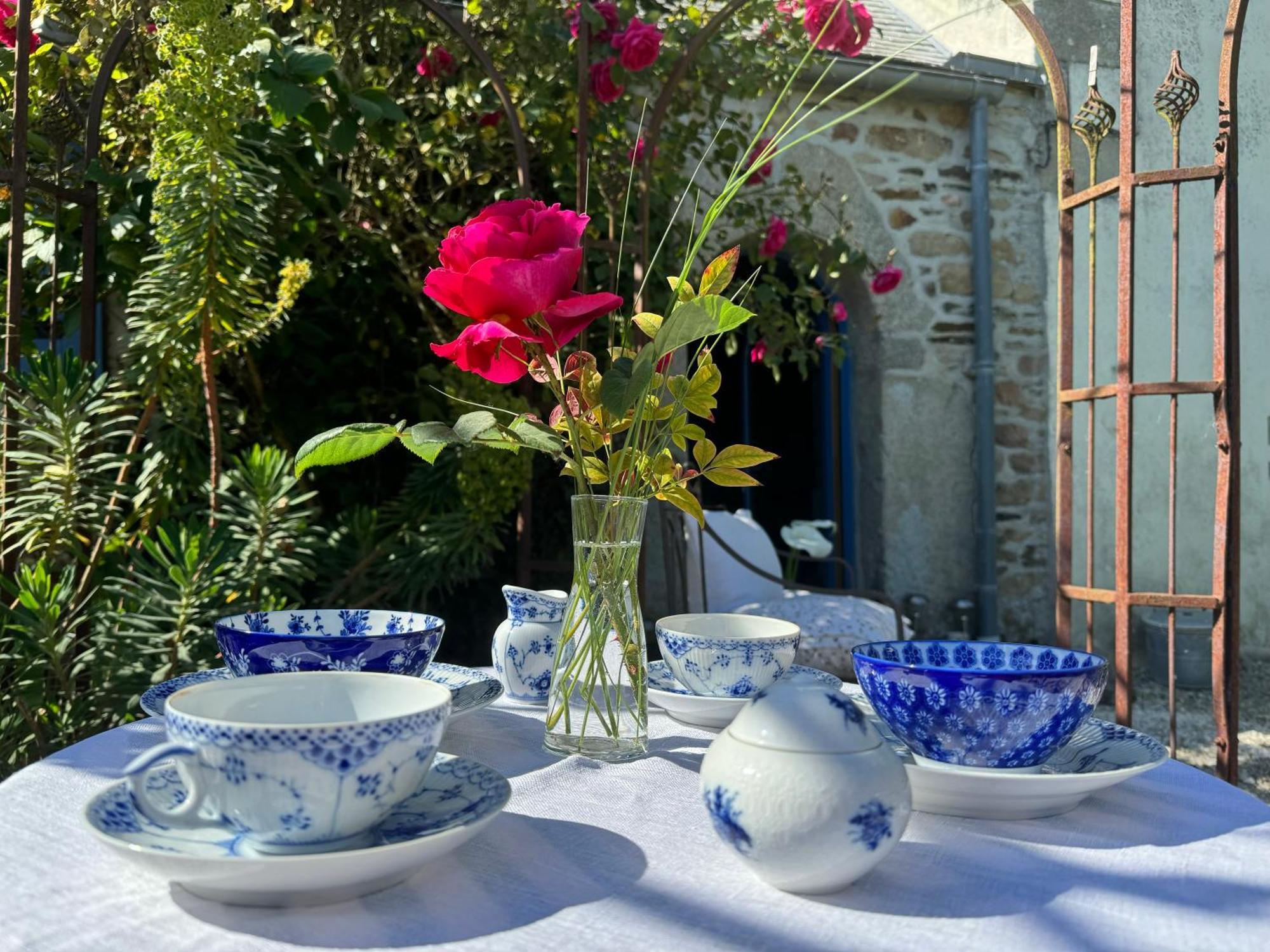 Bed and Breakfast Chez Nosch à Plouegat-Guerand Extérieur photo